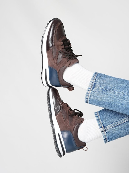 KAHVERENGİ BAĞCIKLI SNEAKER